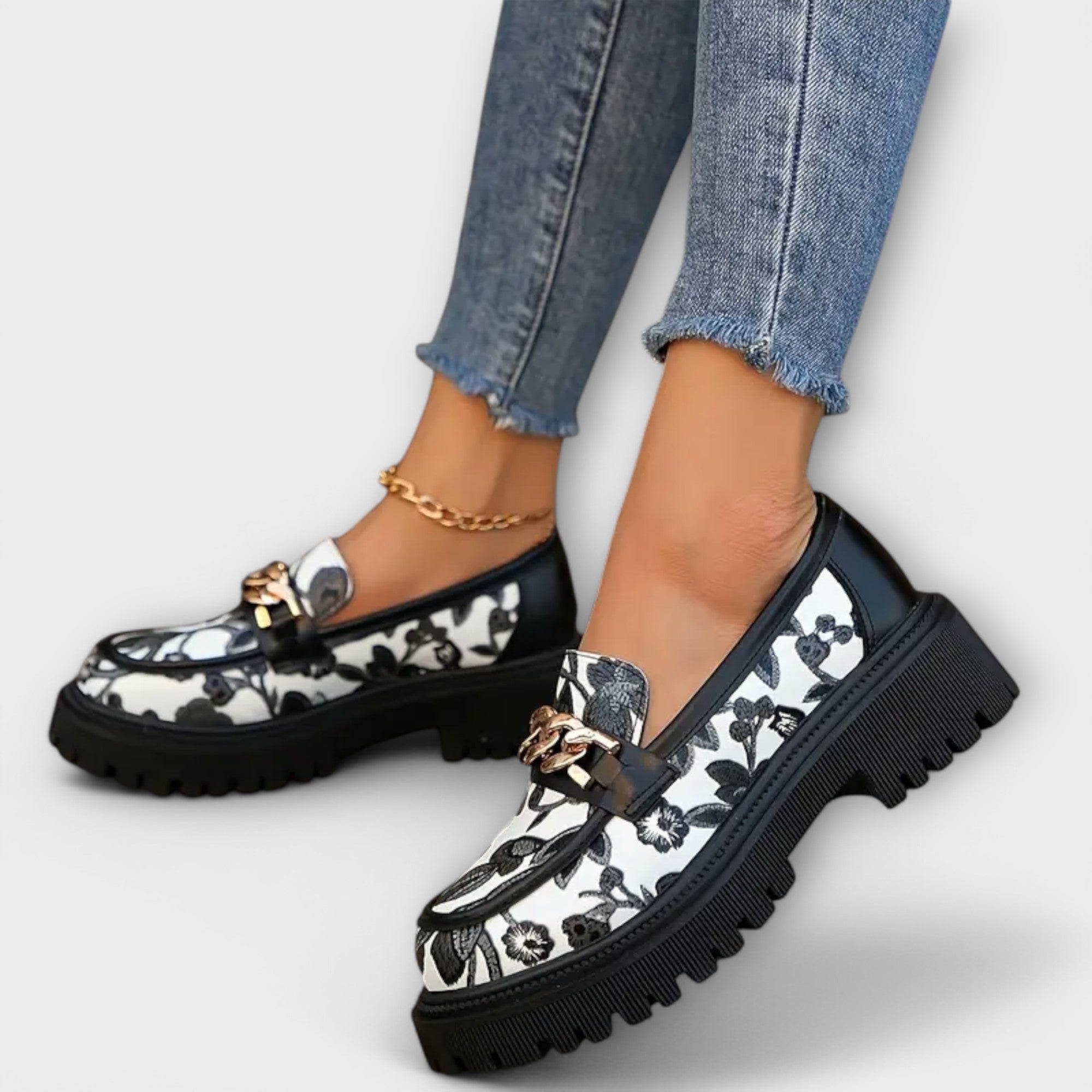 Amira | Mocassini Retro con Motivo Floreale