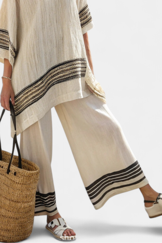 Mariella – top in lino a righe nere elegante e pantaloni fluidi