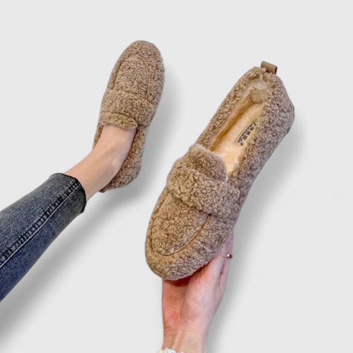 Solenne | Pantofole Calde dal Design Elegante