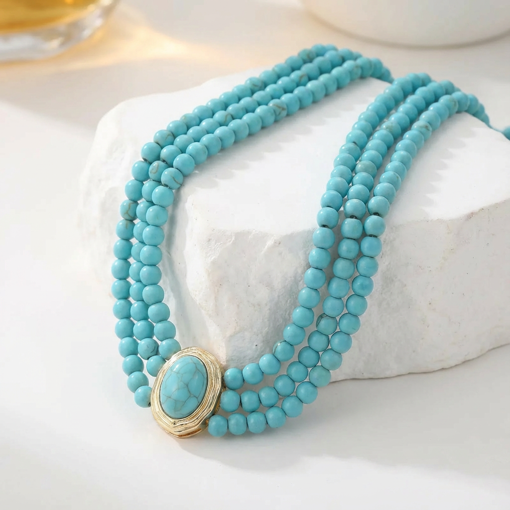Collana choker a tre fili con turchese