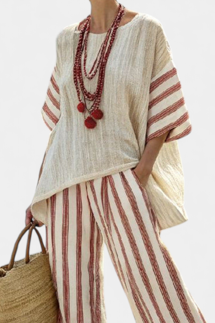 Rosalinda – top a righe rustico elegante e pantaloni in lino crema