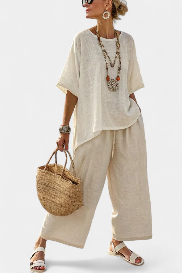 Beatrice – camicia comoda essenziale e pantaloni a gamba larga