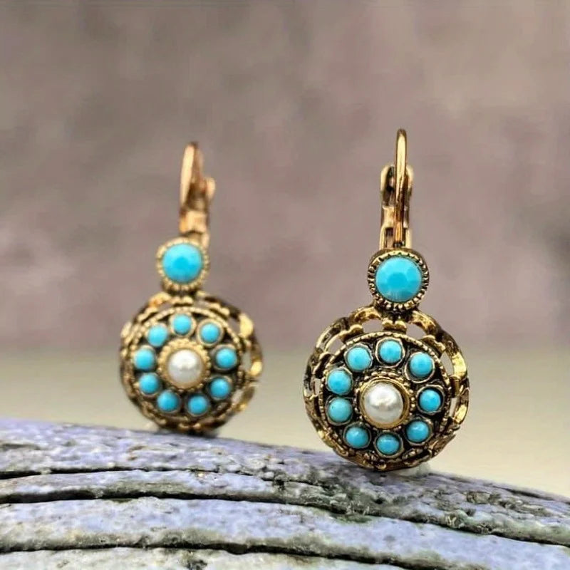 Orecchini medaglione vintage con turchese e perla