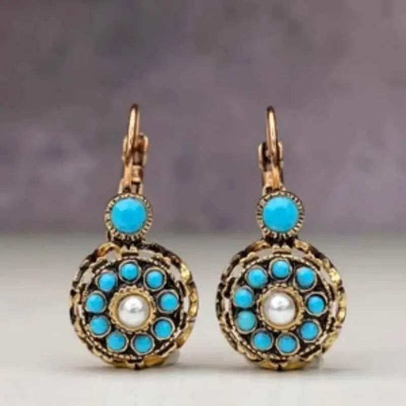 Orecchini medaglione vintage con turchese e perla